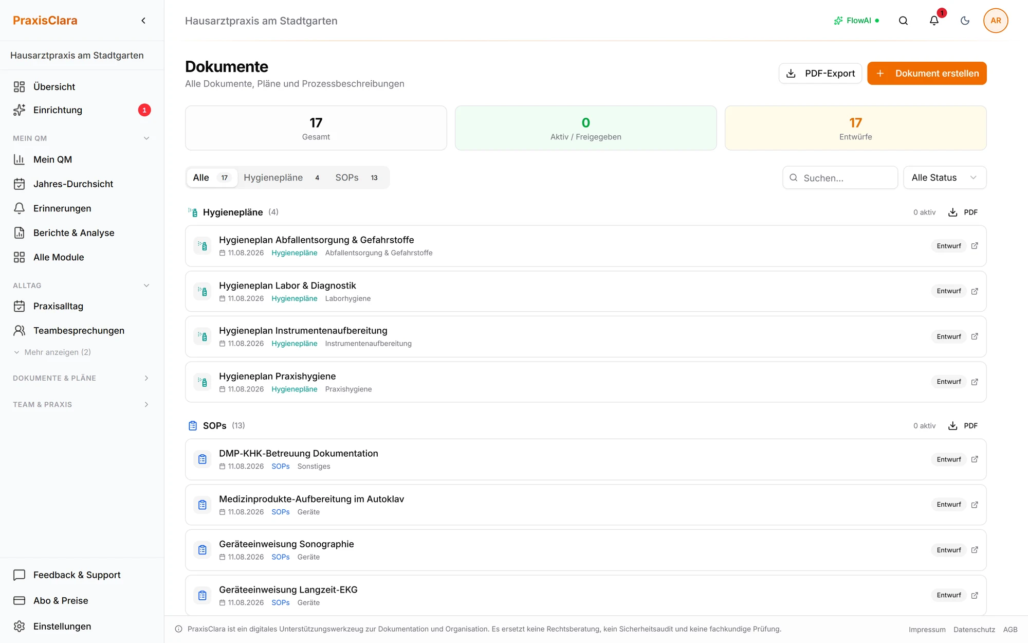 Die Dokumentenübersicht einer Beispielpraxis mit siebzehn erzeugten Einträgen, jeder mit Titel, Art und Bearbeitungsstand.